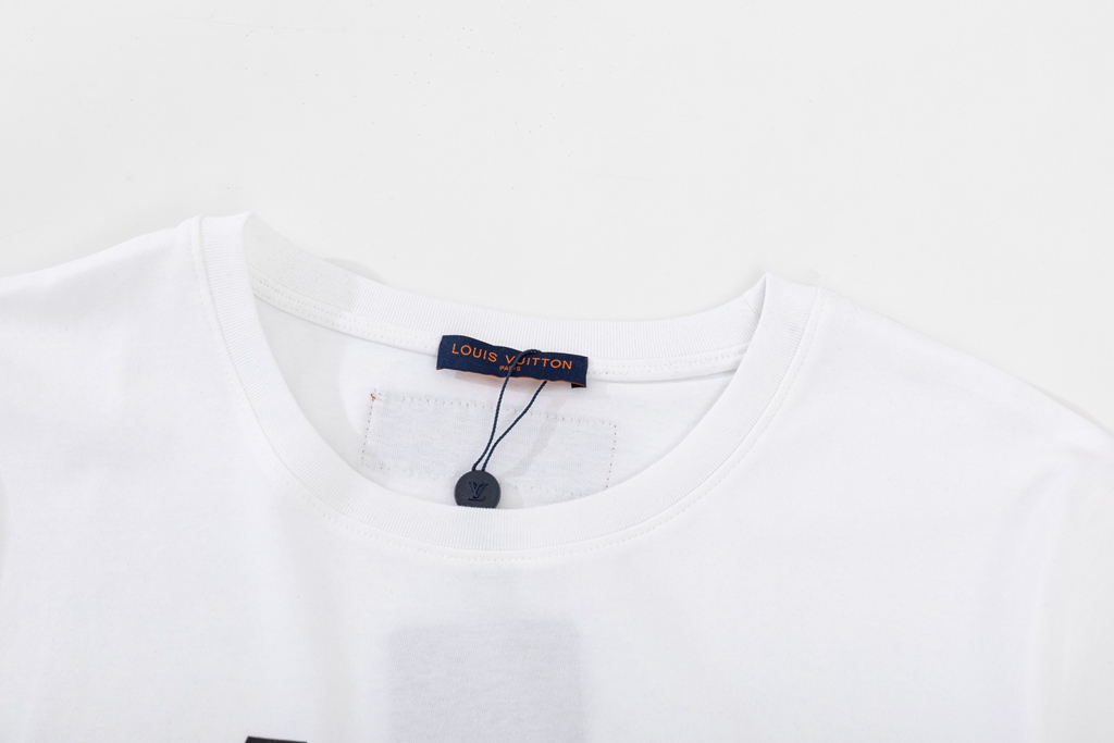 LV T-shirt